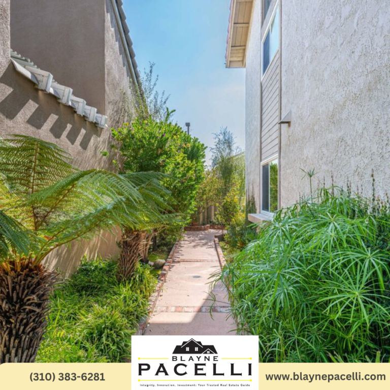 Realtors image for Millennial Realtors in Whittier
