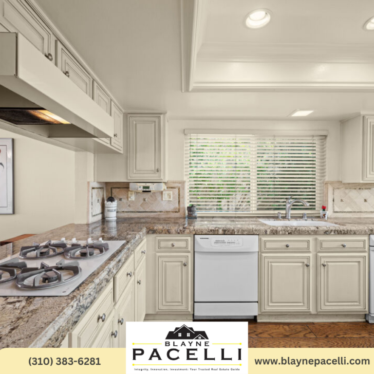 Realtors image for Colon Realty in Whittier
